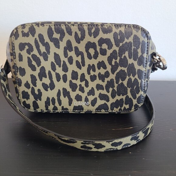 GANNI Crossbody Camera Bag Freen Cheetah Print Leather - Picture 1 of 9